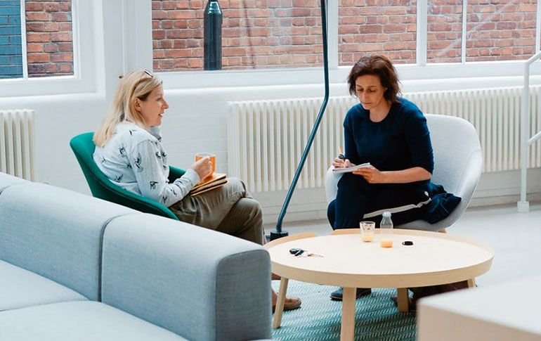 Designing an online course from expert’s perspective